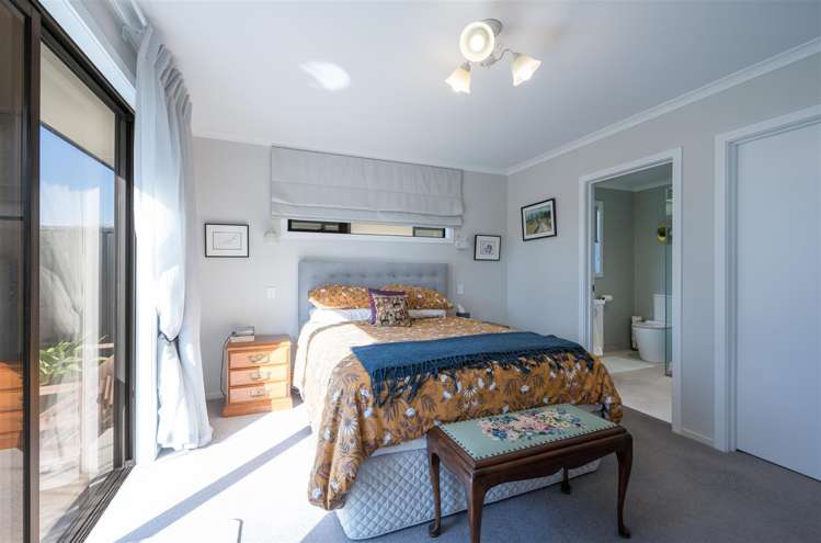 43 Oakdale Grove Richmond_9