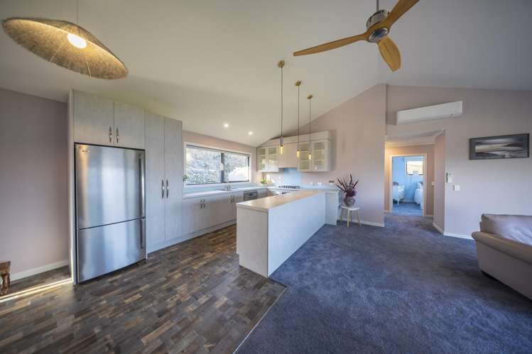 454D/Te Anau Milford Hwy Te Anau_13