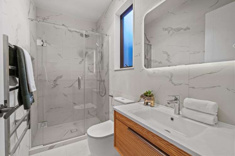 88B Norman Lesser Drive Saint Johns_18