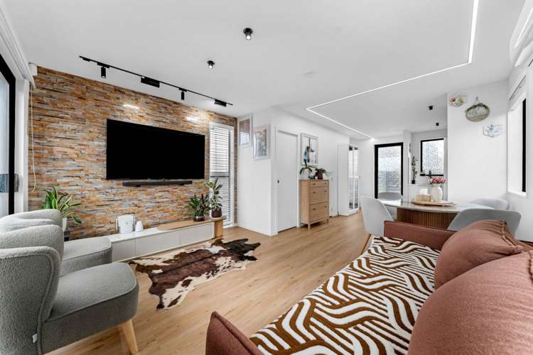 1/11 McLean Avenue Papatoetoe_4