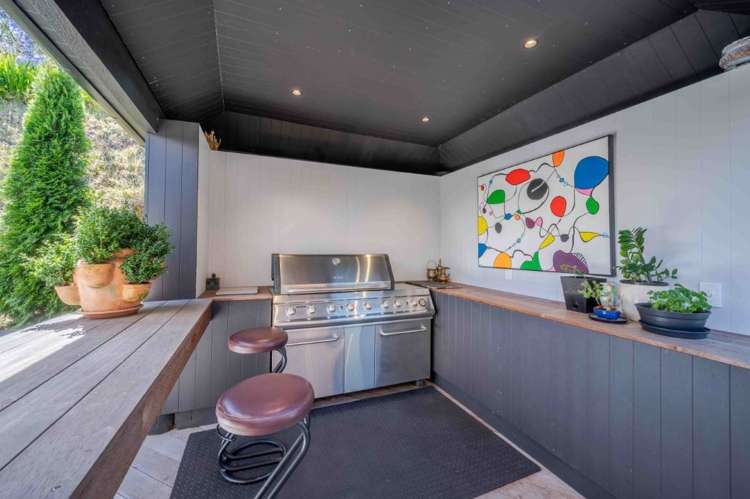 6890 Christchurch Akaroa Road Takamatua_46