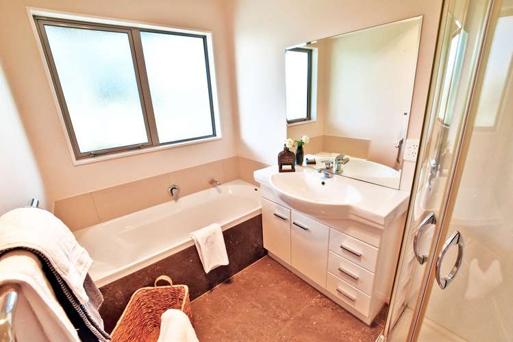 34 Te Puru Drive Maraetai_1