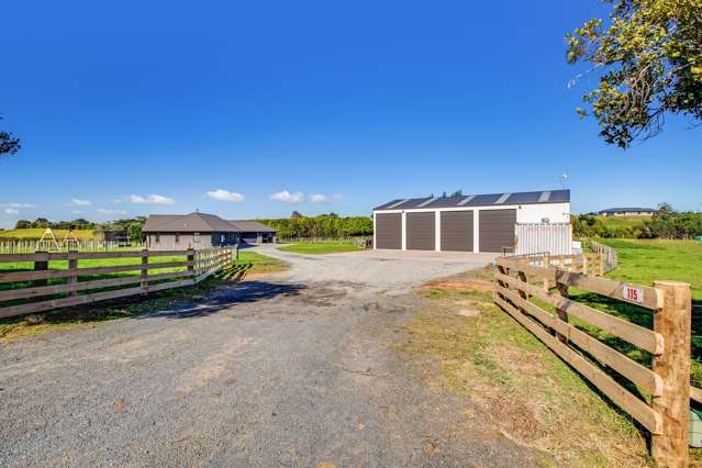 115 Holmes Road Waiuku_1