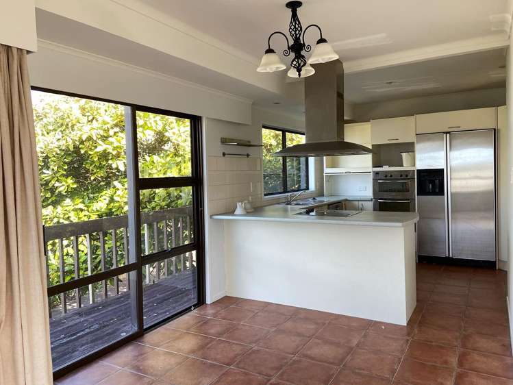 43B Eastcliffe Road Castor Bay North Shore City Houses for Rent