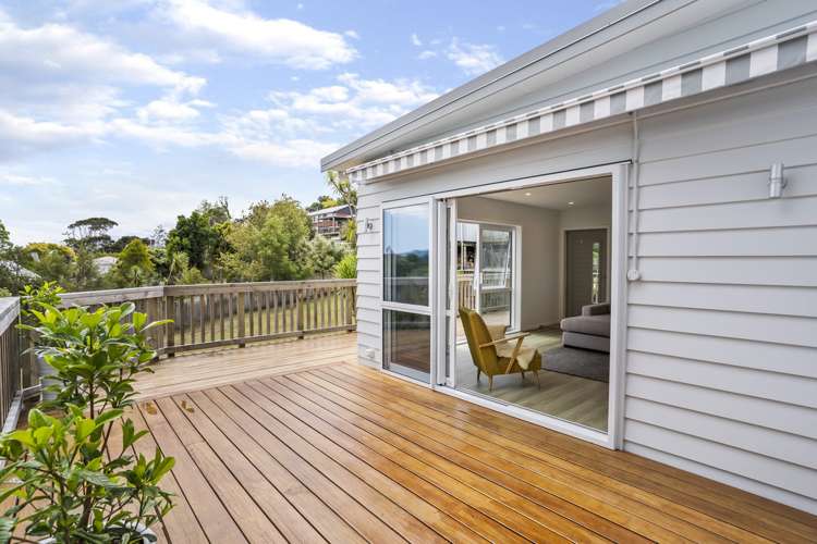 162a Glengarry Road Glen Eden_20