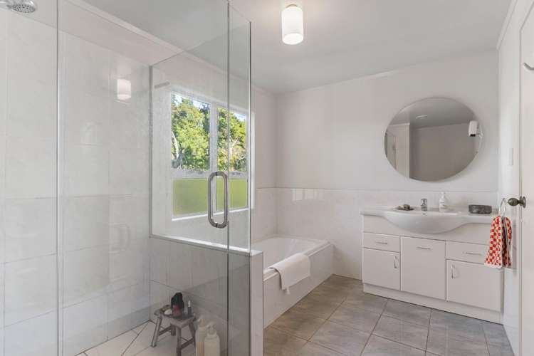 2 Barr Road Mahurangi West_14