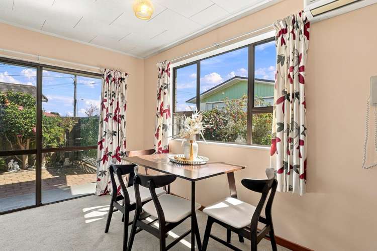 8b Lincoln Road Springvale_4