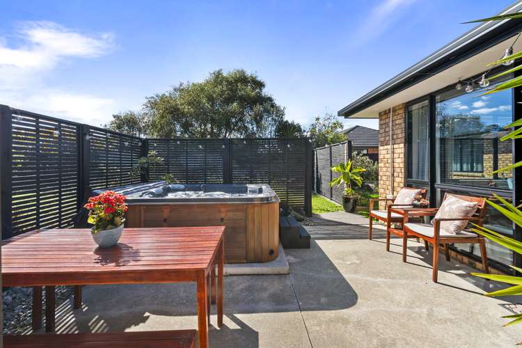 16 Chestnut Close Kelvin Grove_20