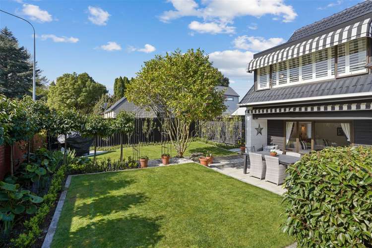 33 Lavandula Crescent Burnside_2