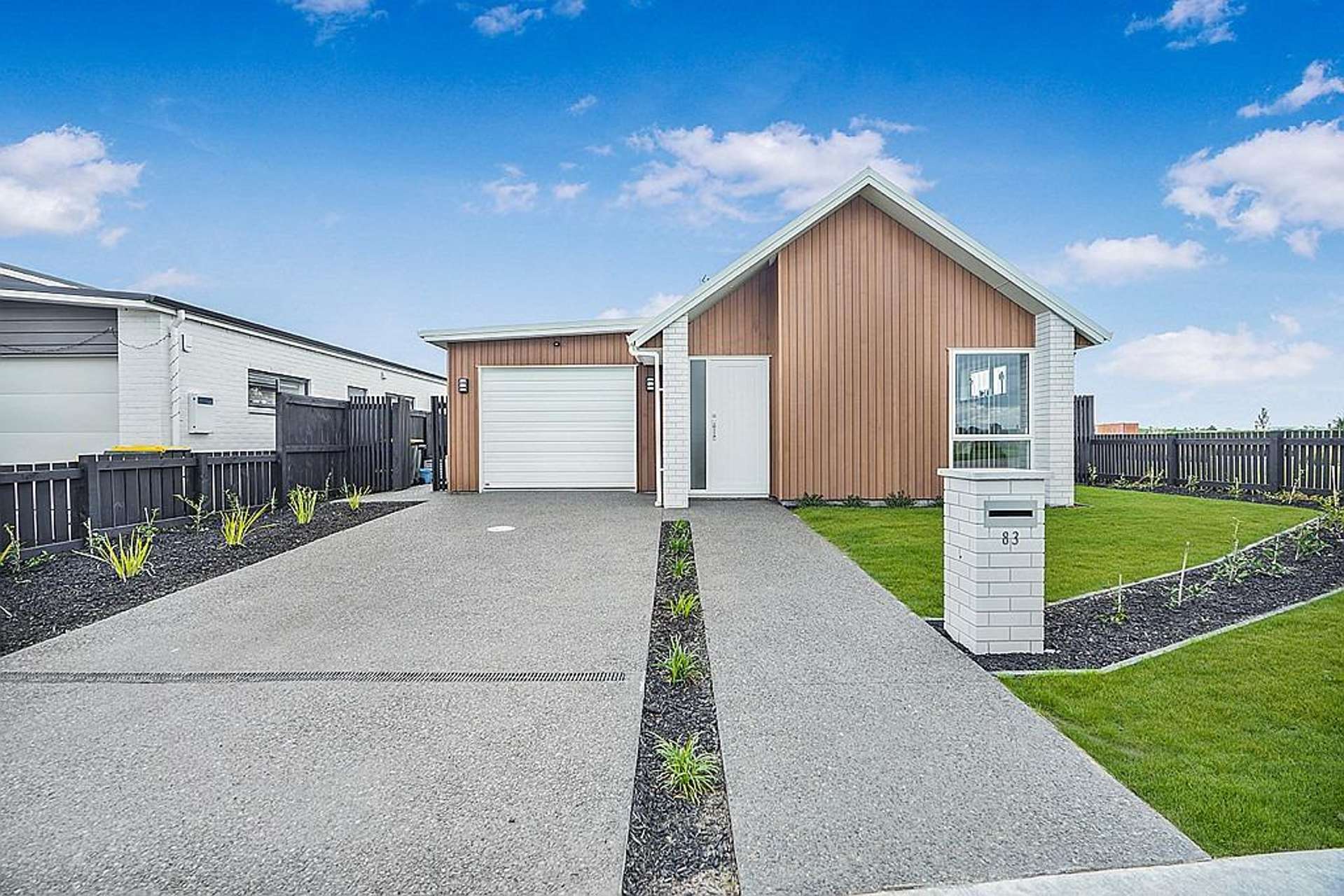 83 Carrs Road 1053_0