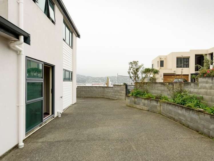 12 Bunker Way Strathmore Park_14