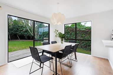 2/65 Campbell Road_4
