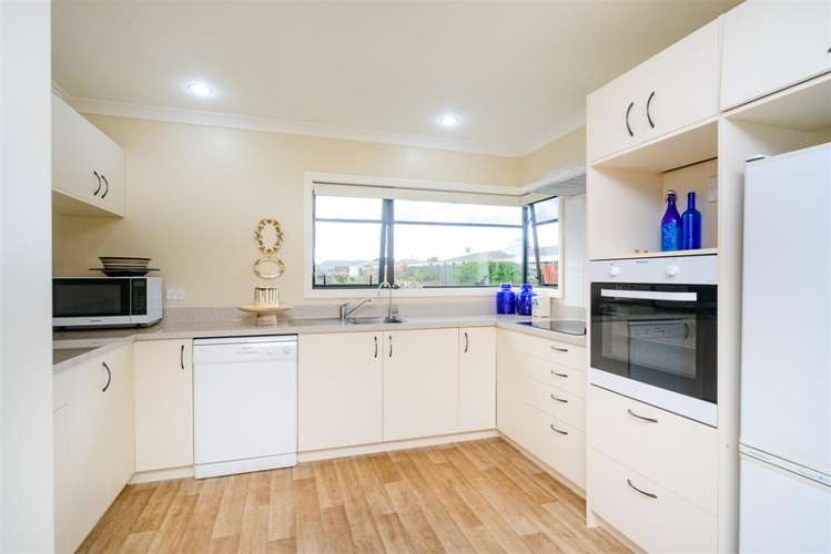 12 Barnett Drive Marton_10