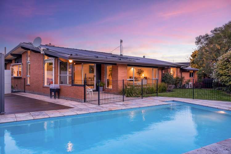 6 Rutherglen Avenue_0