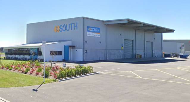 882.90 m² Warehouse for lease in Dakota Park