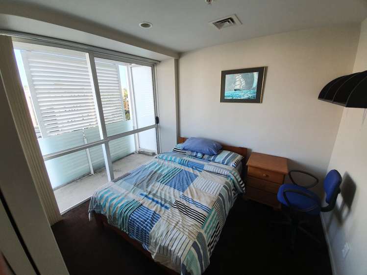 1012/10 Waterloo Quadrant Auckland Central_12