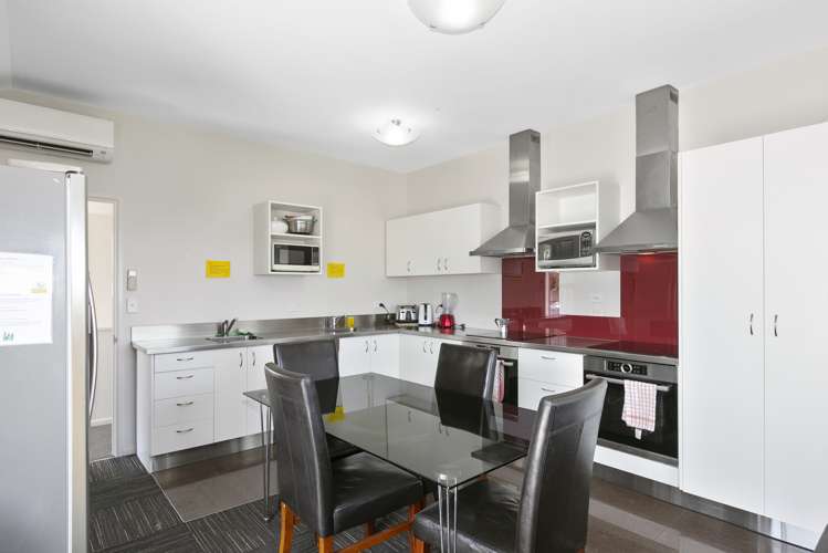 B/129 Forth Street North Dunedin_5