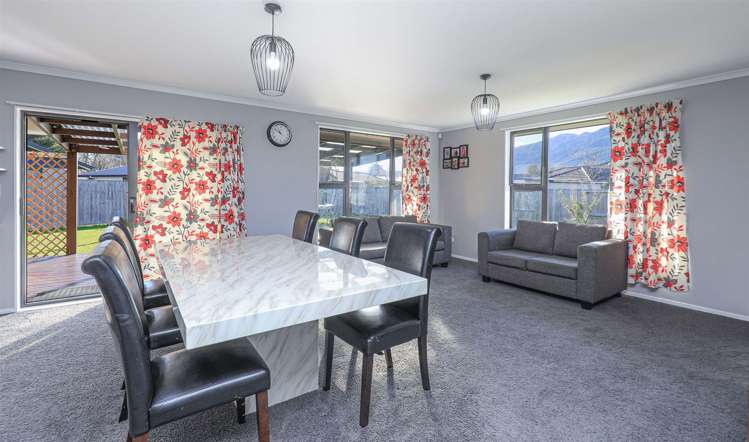 37 Ritchie Street Te Aroha_2