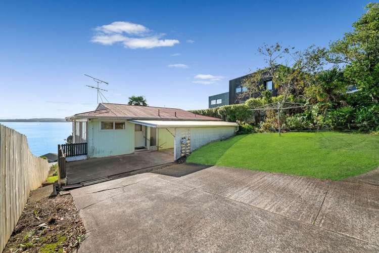 32 Carlton Crescent Maraetai_15