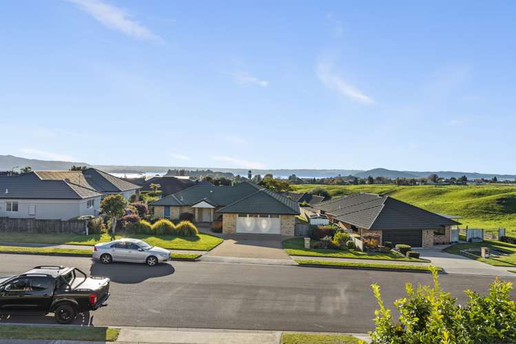 125 Basley Road Owhata_19