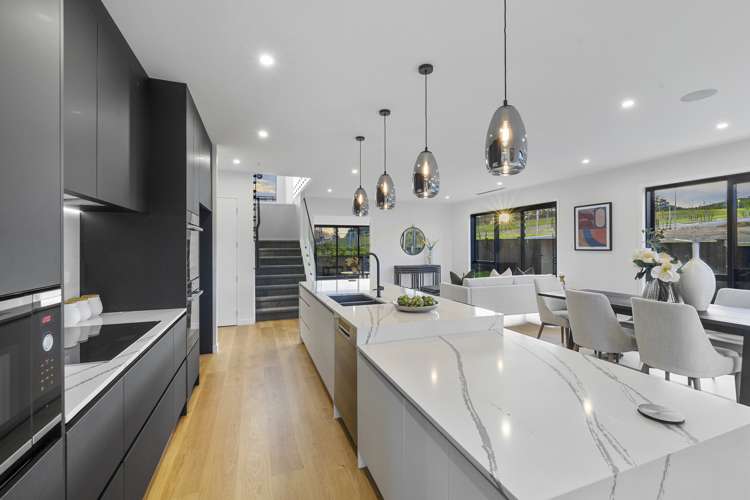 8 Kikorangi Drive Wainui_33