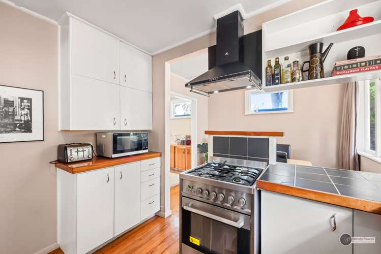 81 Owen Street Belmont_7