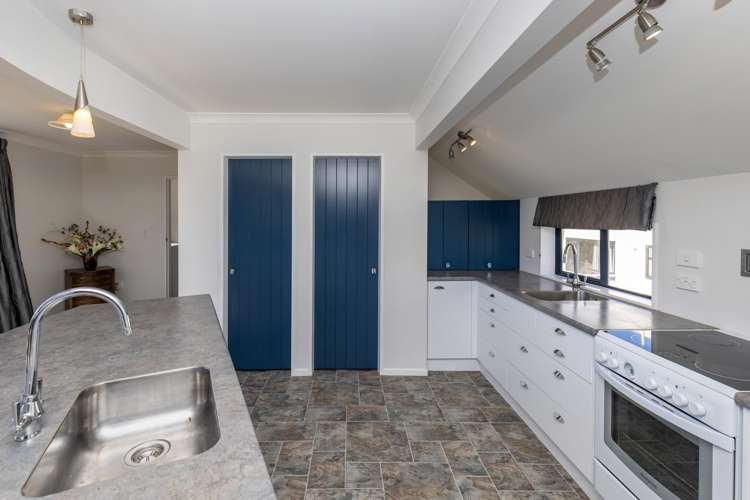 9 Marine Parade Paraparaumu Beach_13