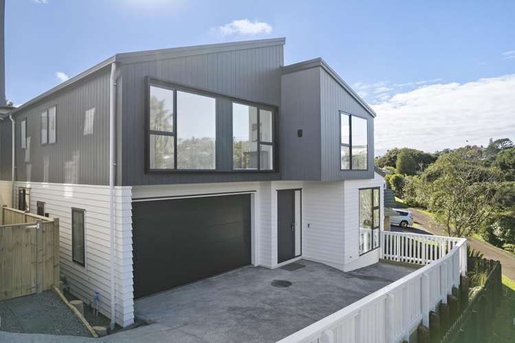 2/32 Caversham Drive Torbay_33