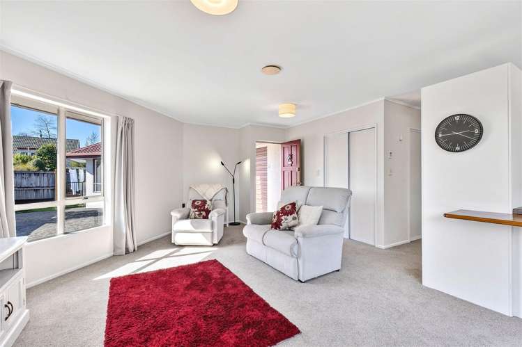 2/9 Marsden Road Stoke_4