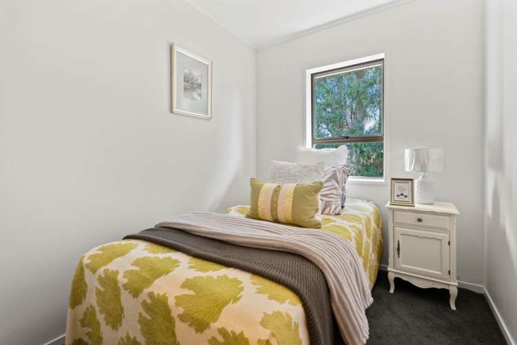 1/1 Bramley Drive Farm Cove_14