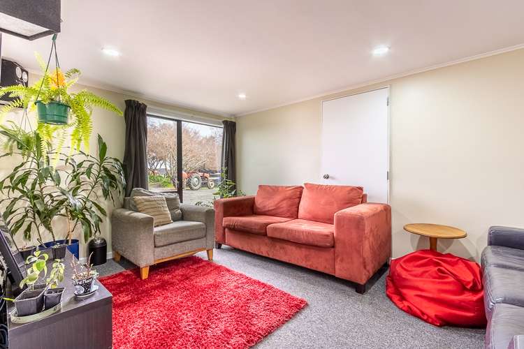 323 Mazengarb Road Paraparaumu_16