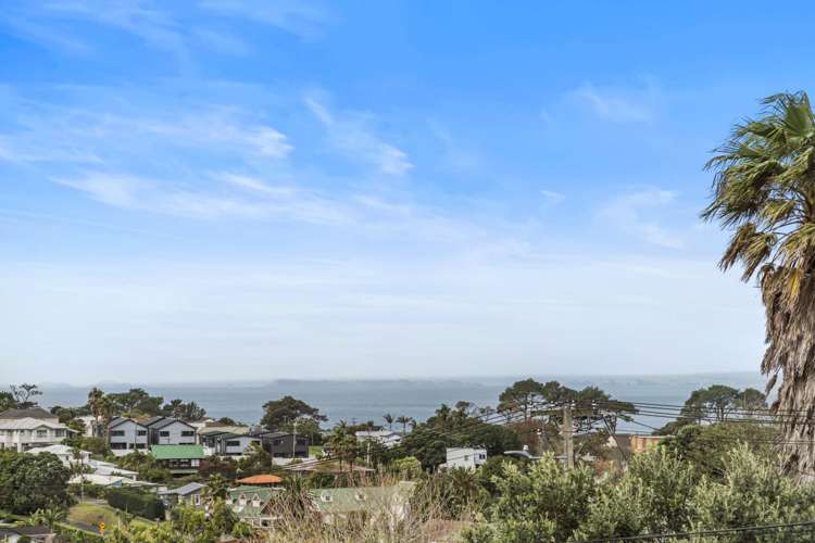 1/8 Auld Street Torbay_6