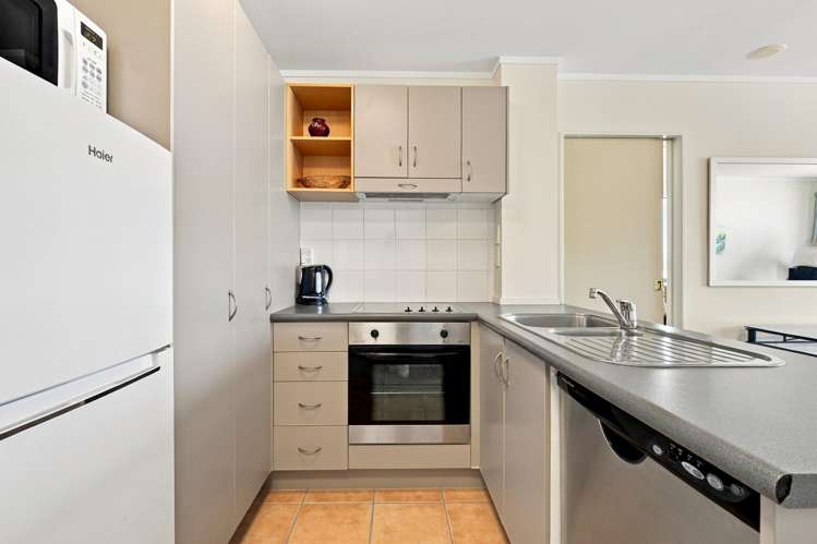 411/23 Maunganui Road (The Atrium) Mt Maunganui_9