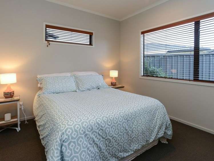 9 Palliser Place Poraiti_8