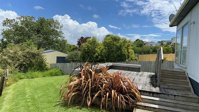 Beachtown lifestyle in a convenient location!