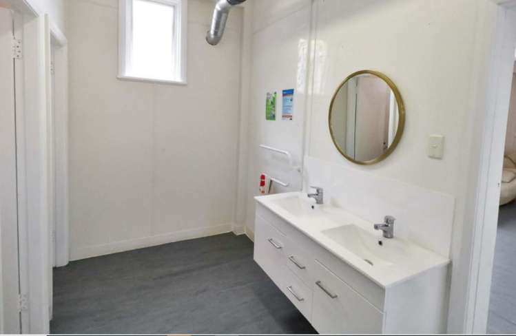 35 Vivian Street 2185_16