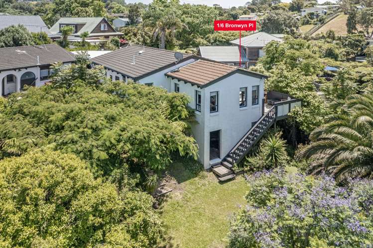 1/6 Bronwyn Place Torbay_13