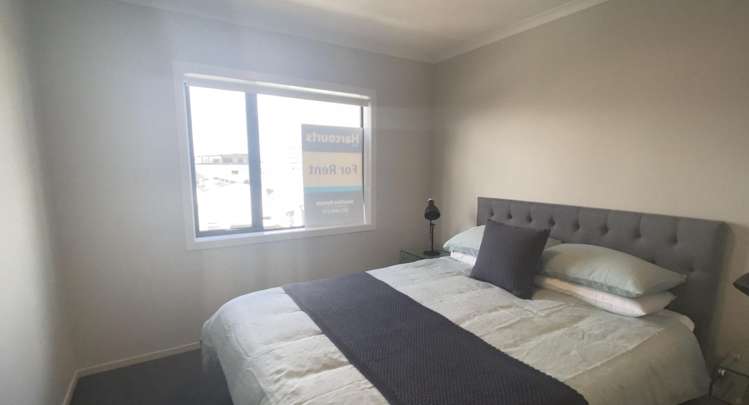 203/17 Vialou Street 10463_6