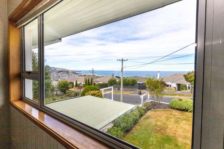 146 Easther Crescent Kew_16