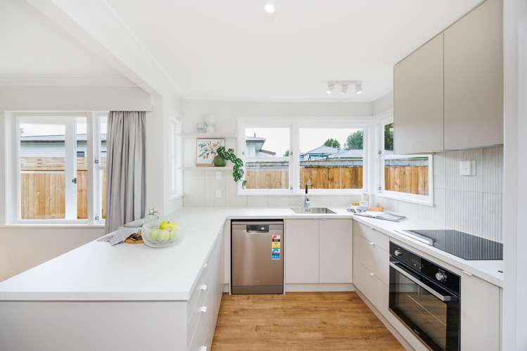 48 McGregor Street Milson_9