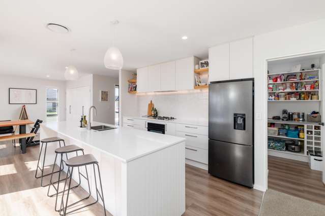 13 Stackwood Avenue Woodend_4