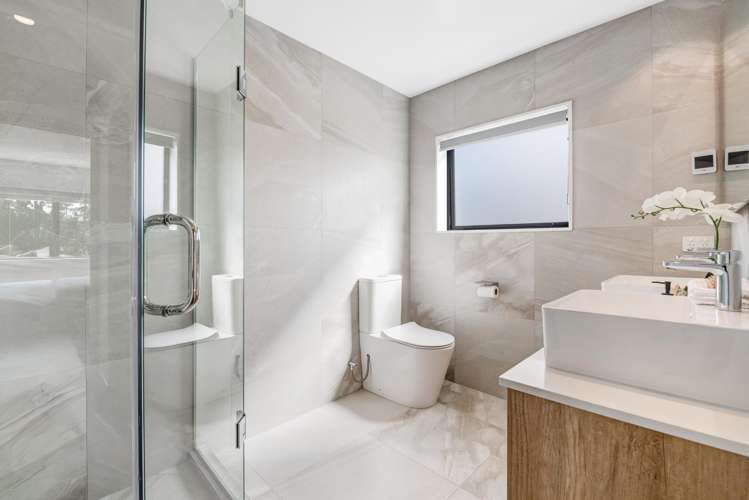 279 West Hoe Heights Orewa_24