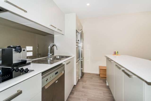 303B/160 Hobsonville Point Road Hobsonville_3