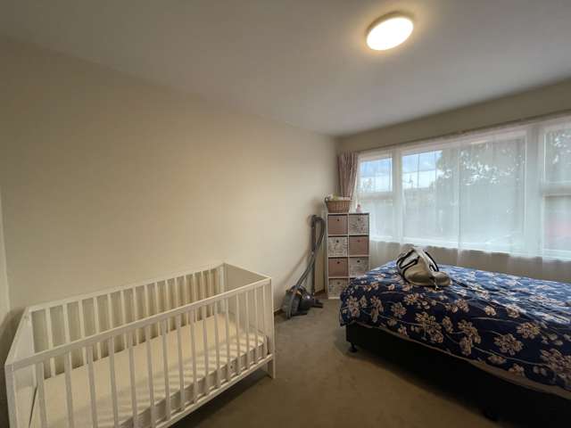 2/597 Cashel Street Linwood_4