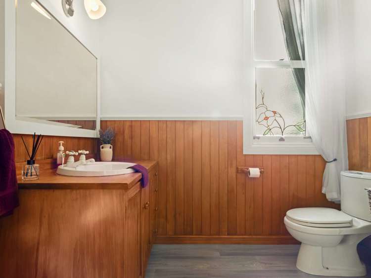 2442 South Head Road Helensville_22