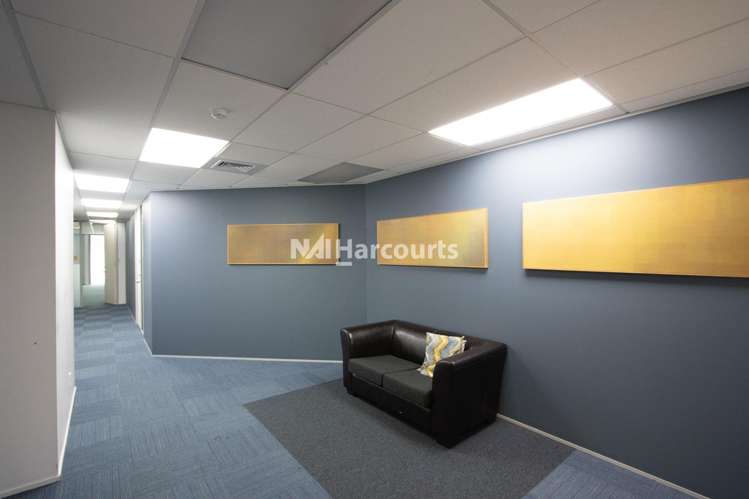 Office 5/46 Taharoto Road Takapuna_9