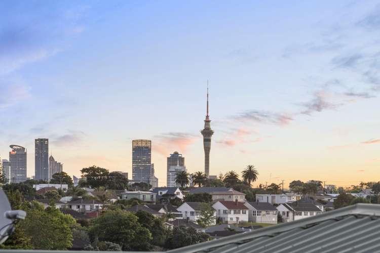 114 Eversleigh Road Belmont_17