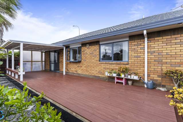 652 Massey Road Mangere_1