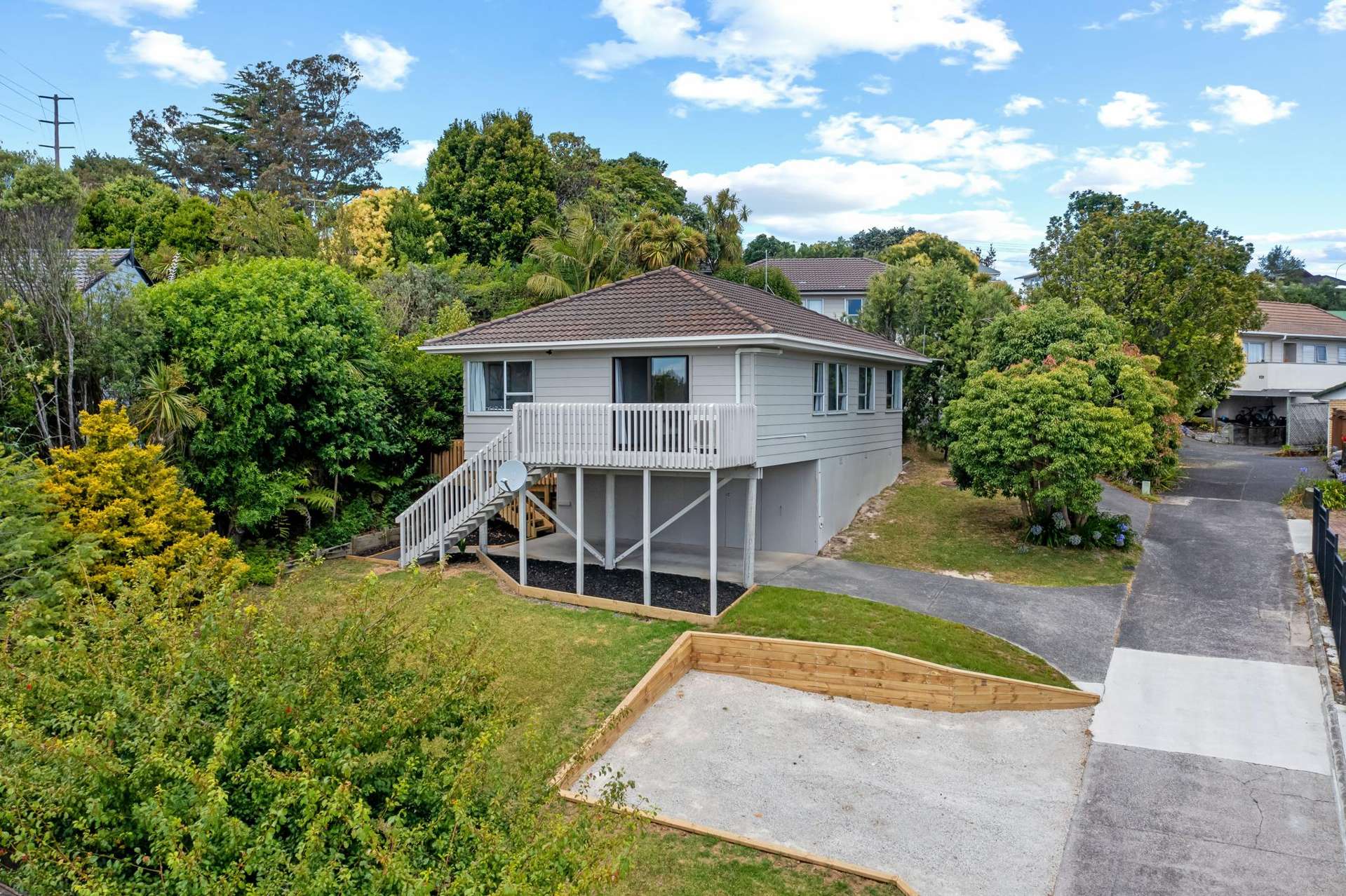 1/23 Santiago Crescent Unsworth Heights_0