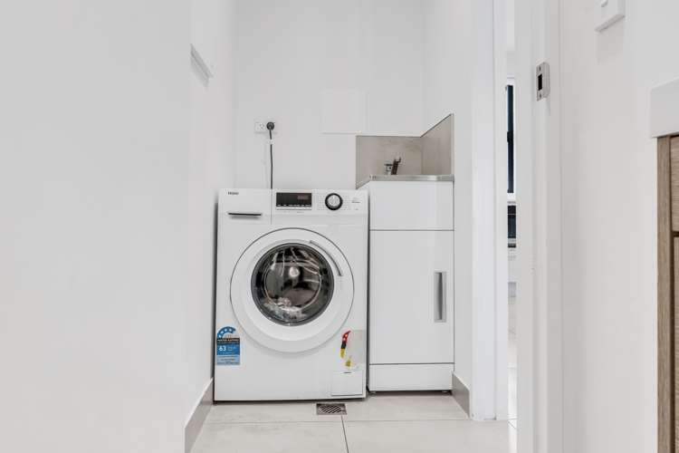 12 Magnetite Lane Flat Bush_18